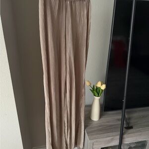 Chic Beige Pleated Trousers